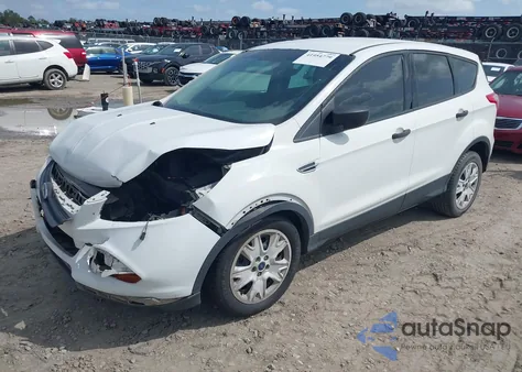 2016 Ford Escape S z USA, uszkodzony, nr VIN 1FMCU0F79GUC72860